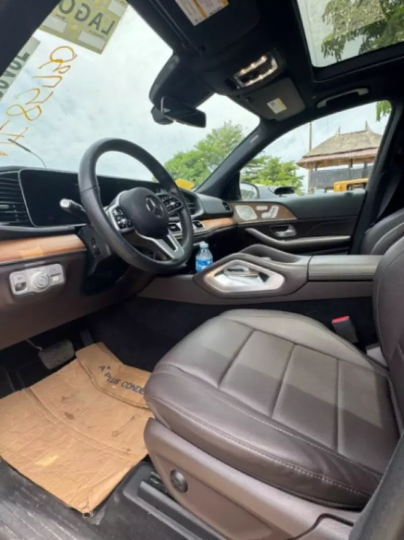 Mercedes-Benz GLE-Class   - 2021