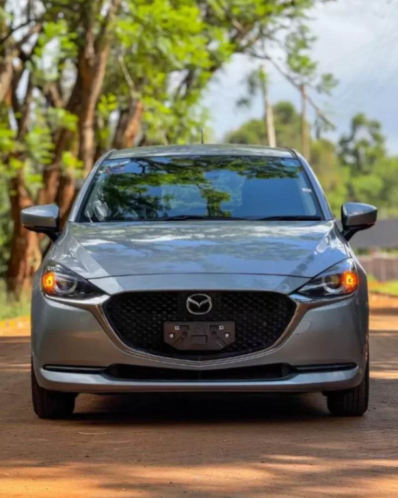 Mazda 2   - 2020