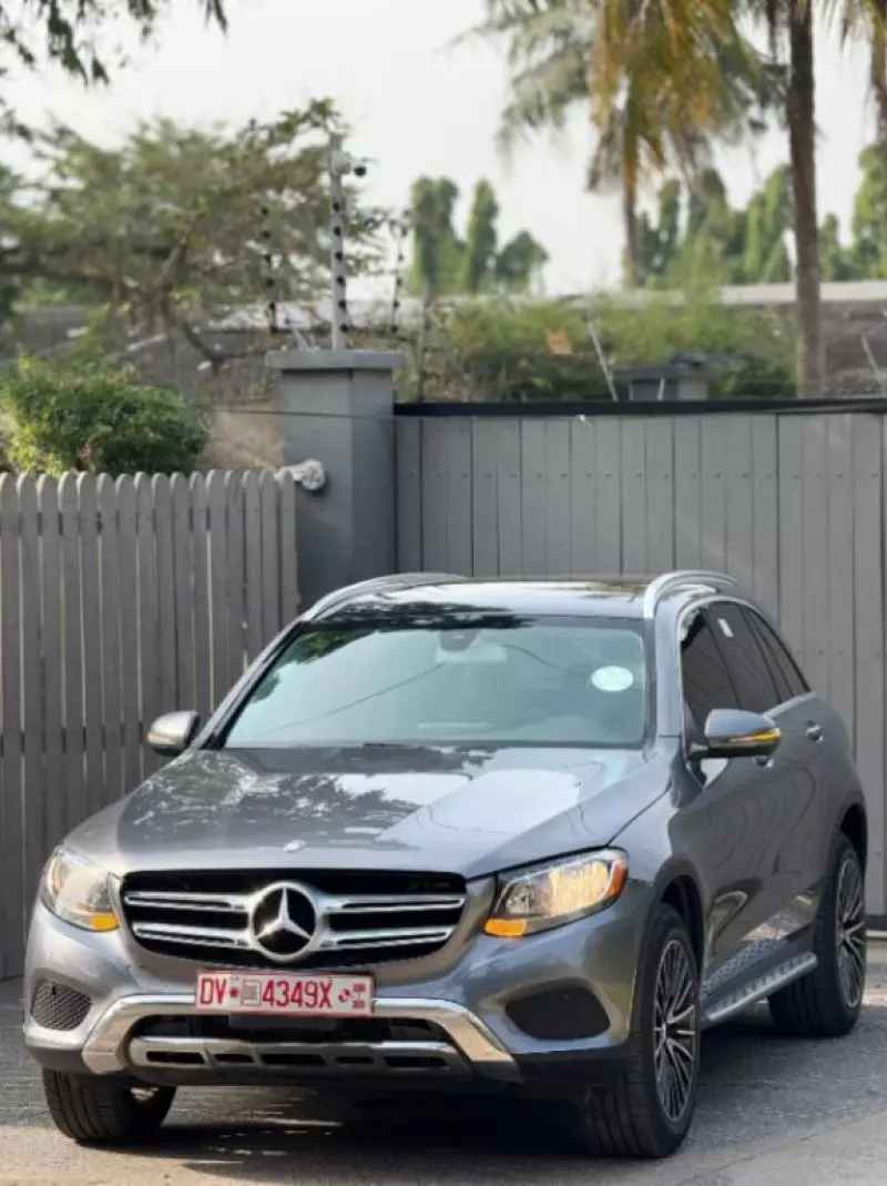 Mercedes-Benz 300   - 2016