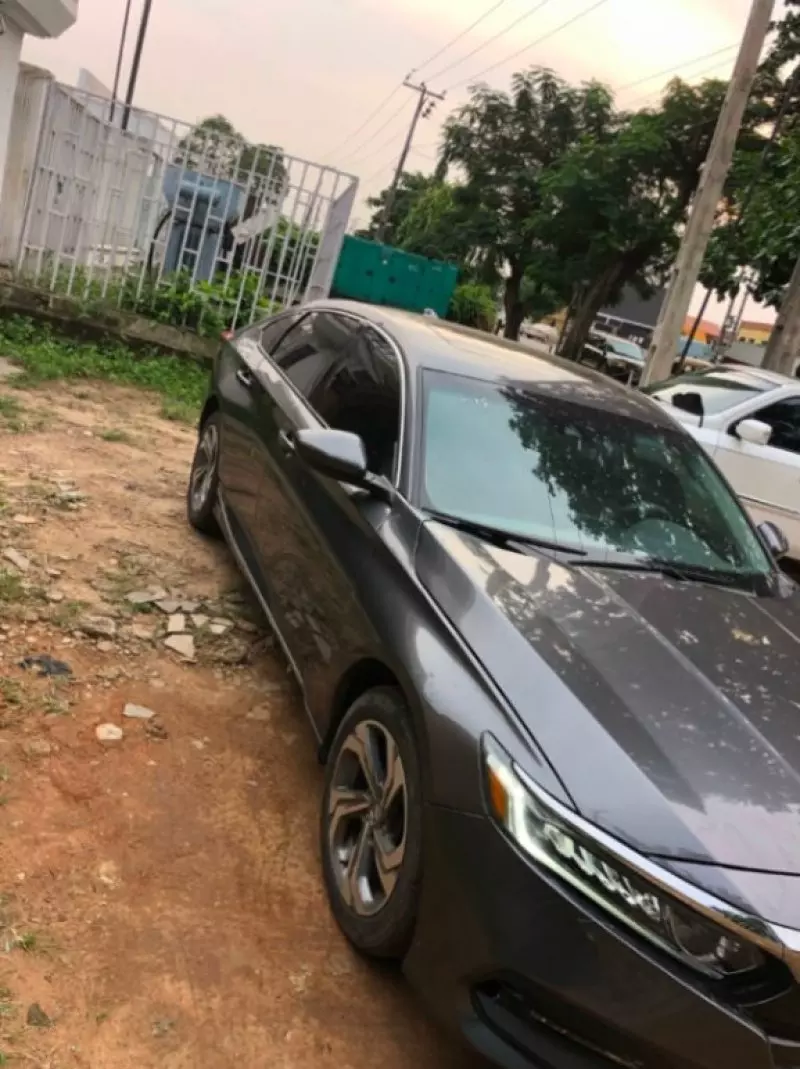 Honda Accord - 2019
