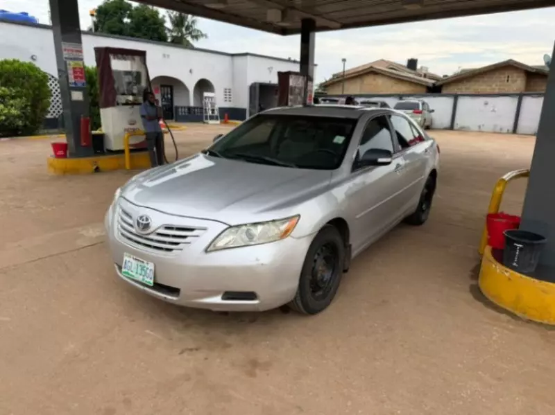 Toyota Camry - 2007