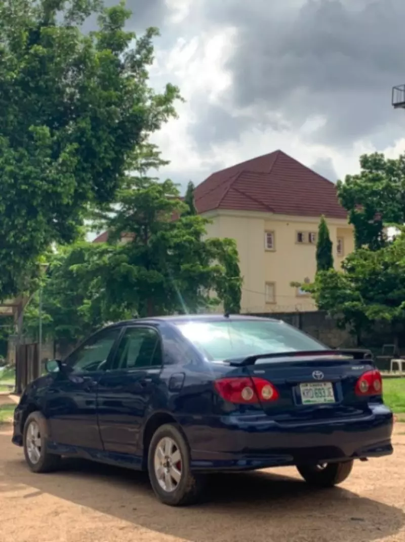 Toyota Corolla   - 2007