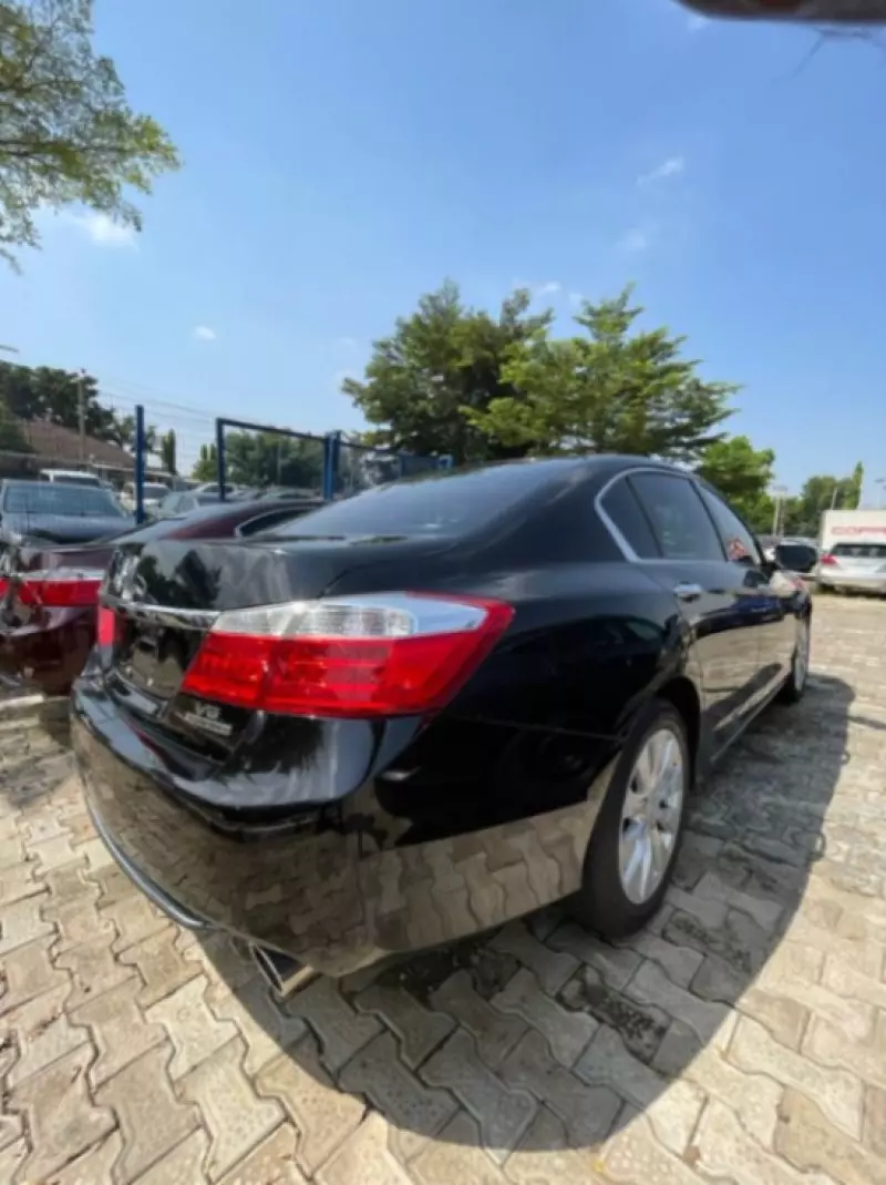 Honda Accord   - 2014