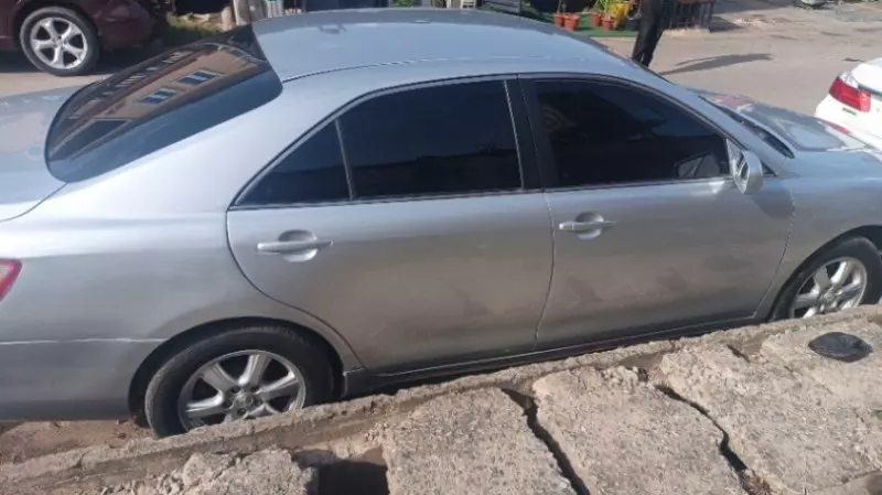 Toyota Camry - 2009