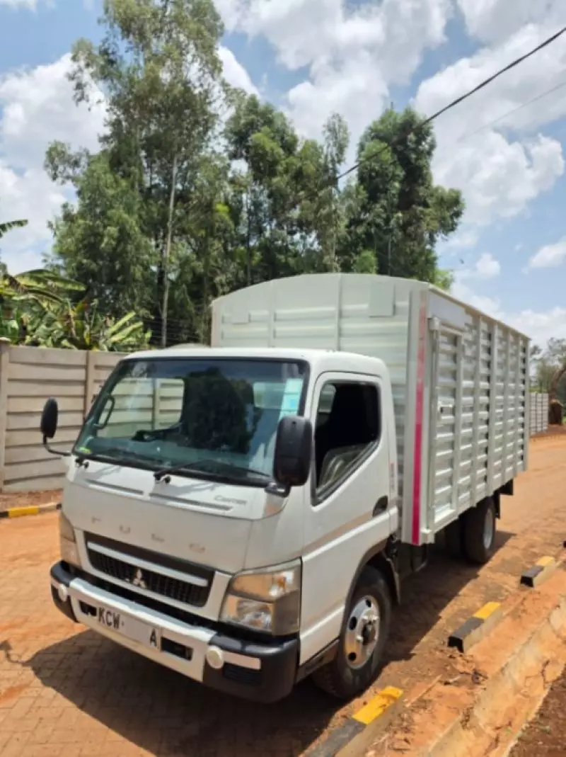 Mitsubishi Canter   - 2019