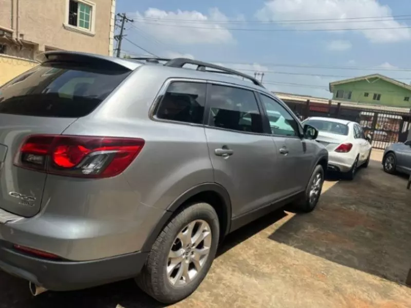 Mazda CX-9   - 2015