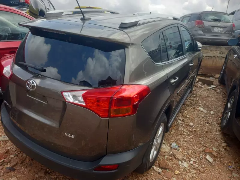 Toyota RAV 4   - 2014