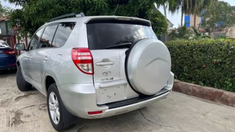 TOYOTA RAV 4 - 2012