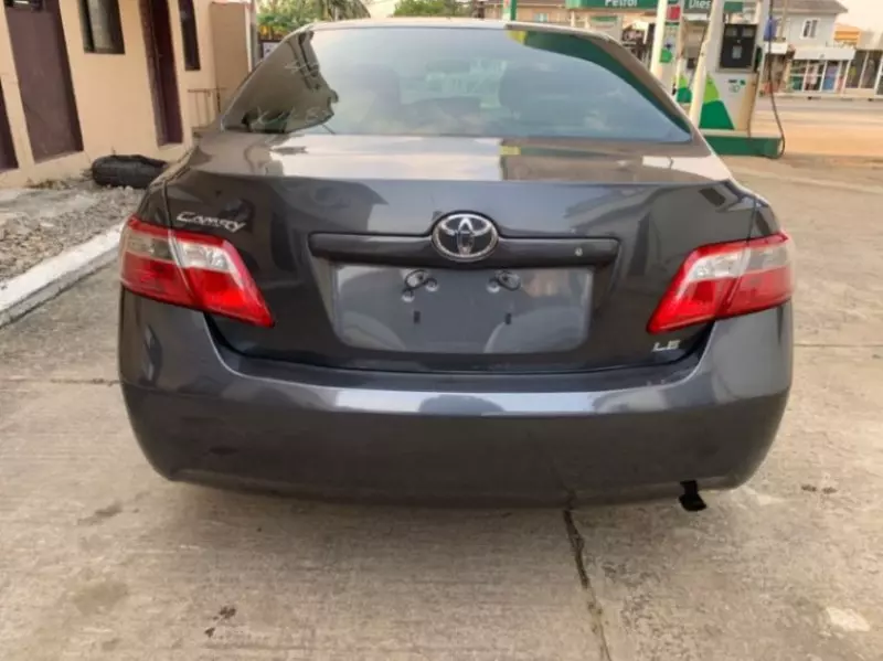 Toyota Camry   - 2007