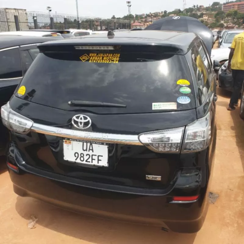 TOYOTA Wish   - 2012