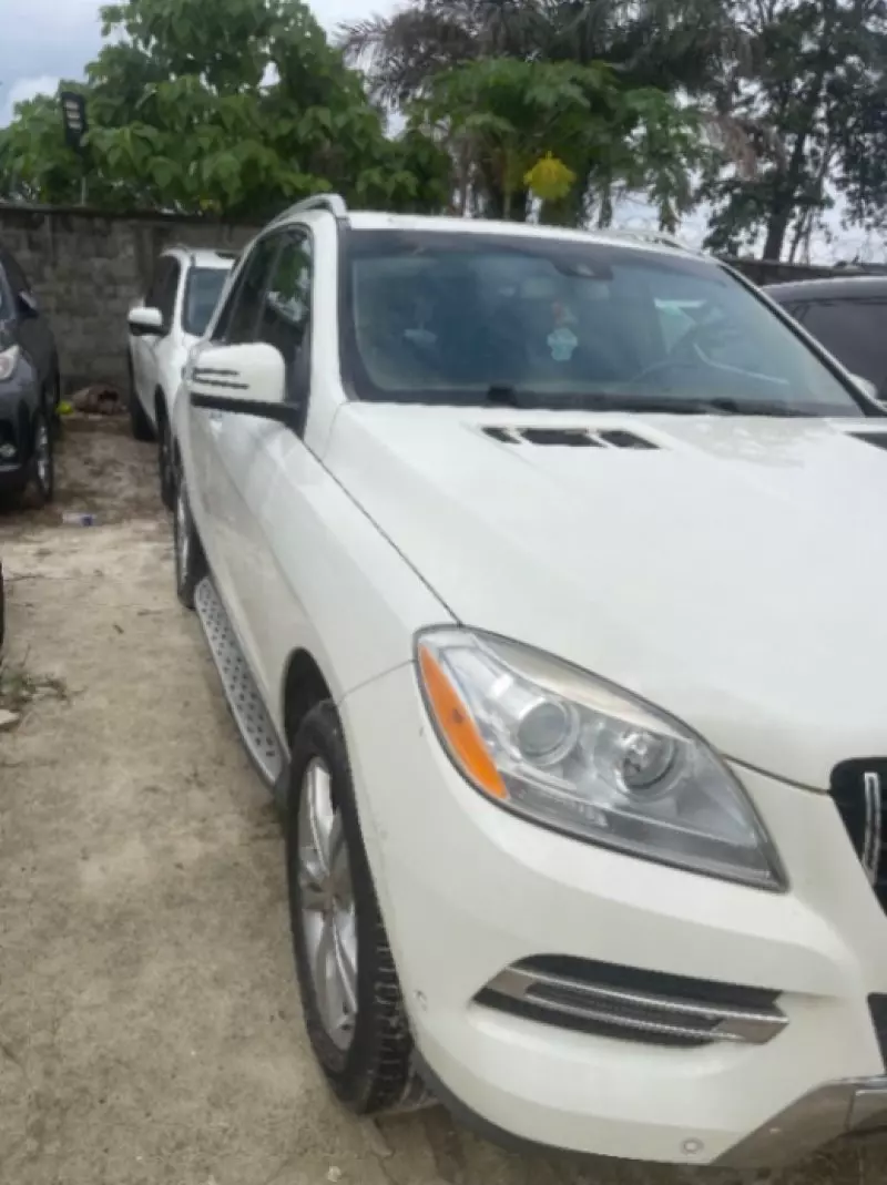 Mercedes-Benz ML 350   - 2012