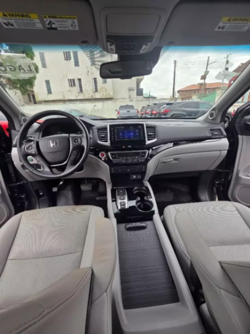 Honda Pilot - 2016