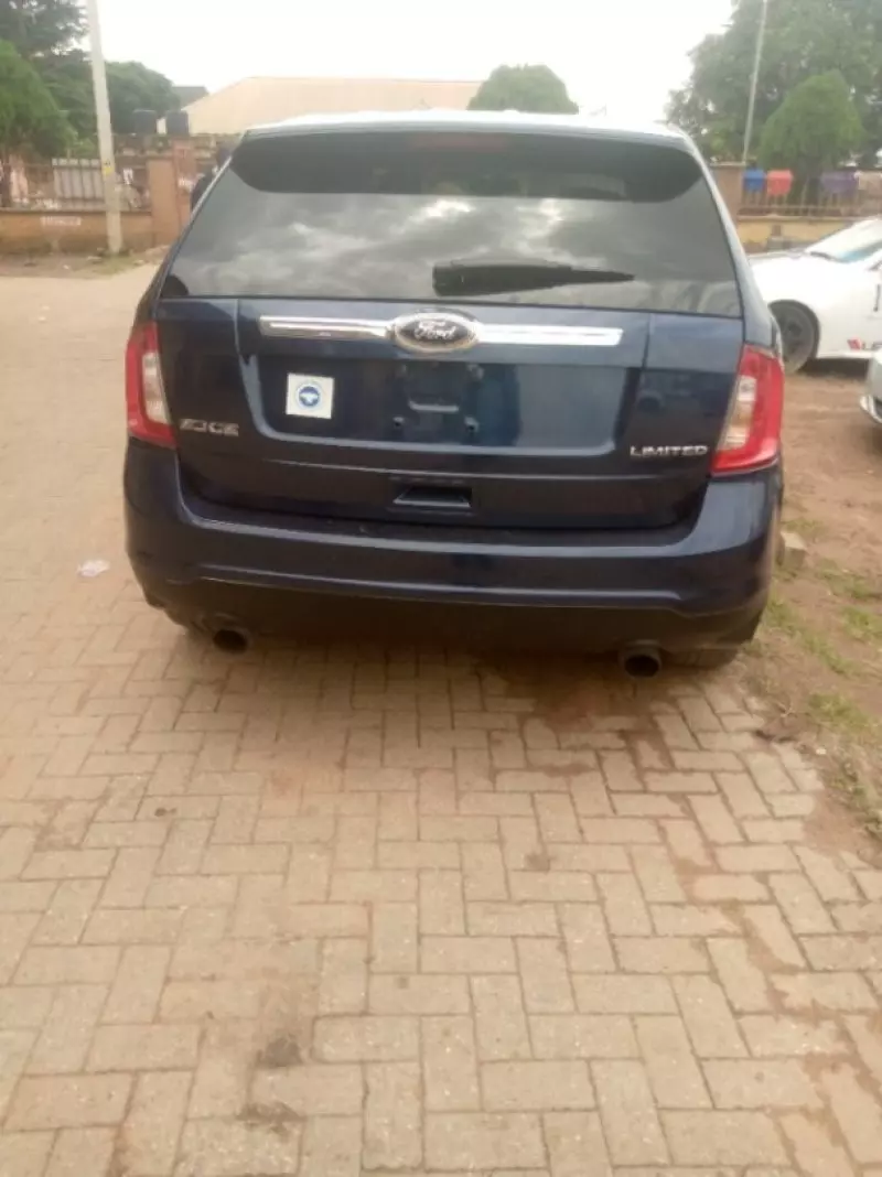 Ford Edge - 2013