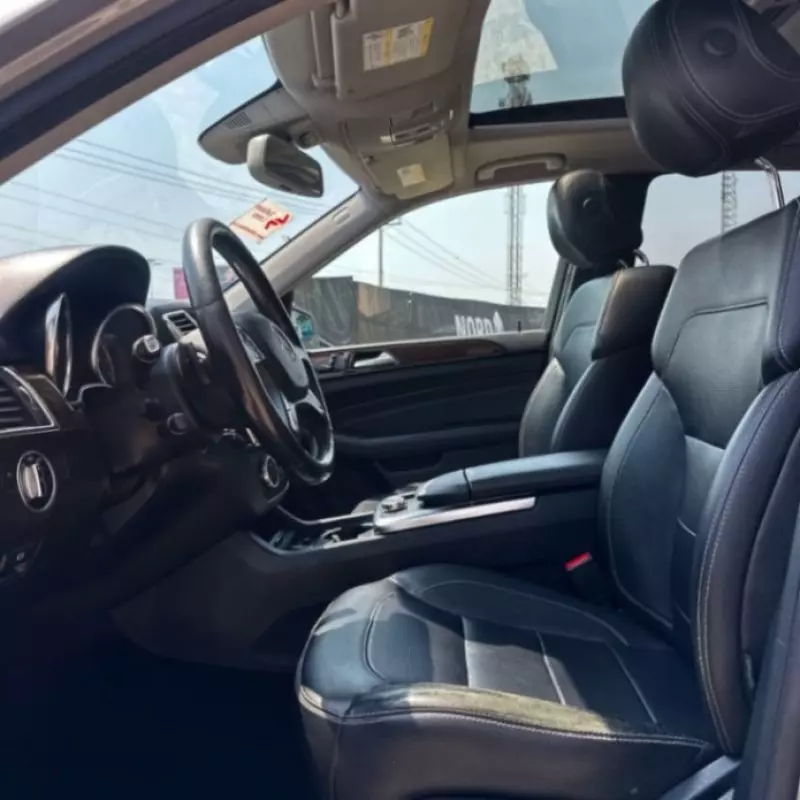 Mercedes-Benz ML-Class   - 2014