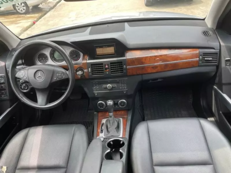 Mercedes-Benz GLK 350   - 2011