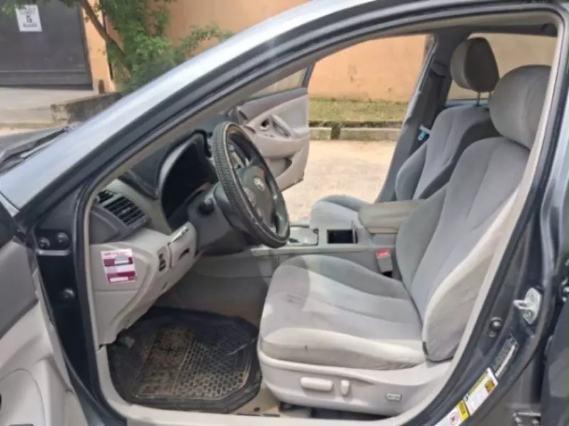 TOYOTA Camry   - 2010