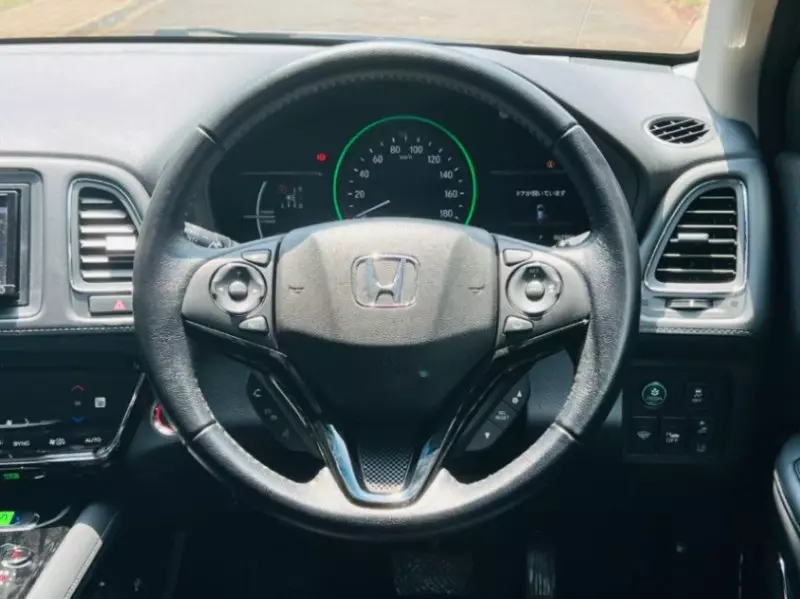 Honda Vezel    - 2018