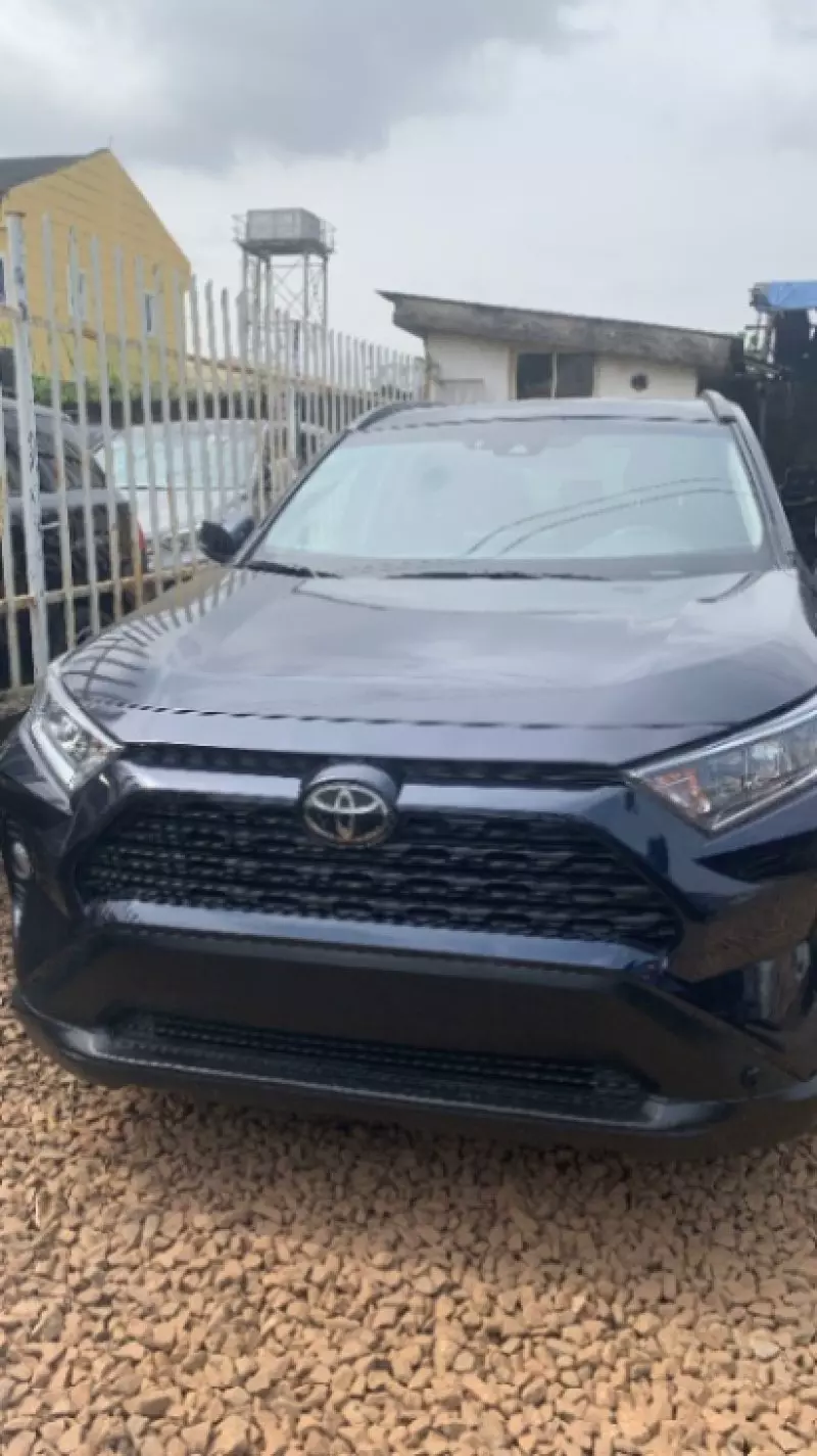 Toyota Highlander   - 2018