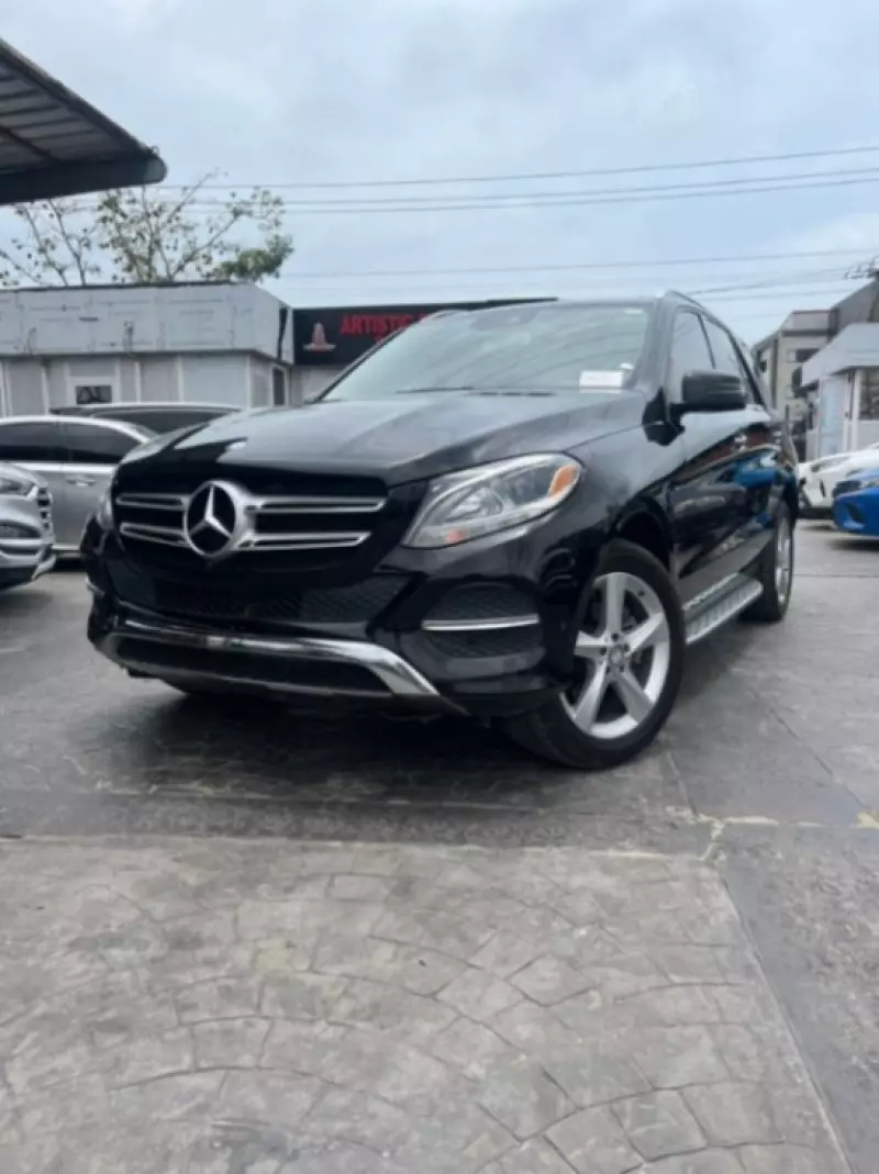 Mercedes-Benz GLE 250   - 2017