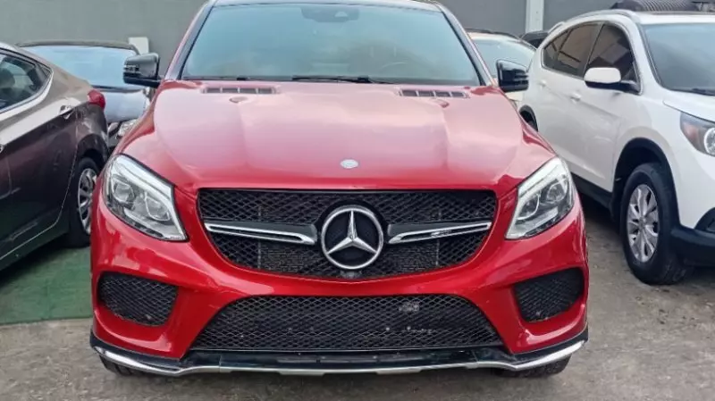 Mercedes-Benz GLE-Class   - 2017