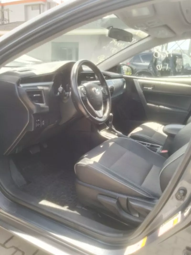 Toyota Corolla   - 2016