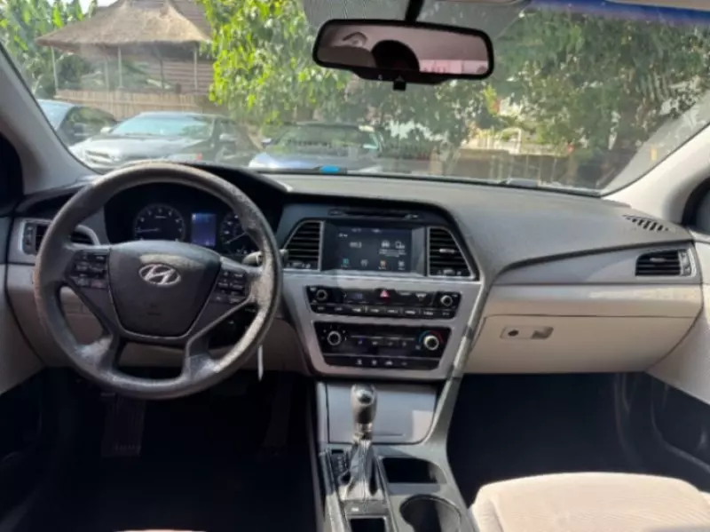 Hyundai Sonata - 2016