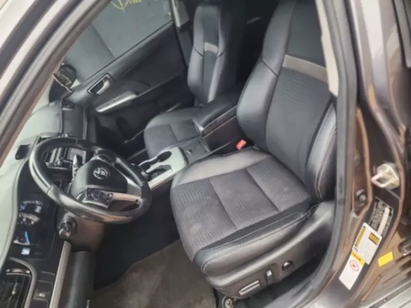 Toyota Camry   - 2014