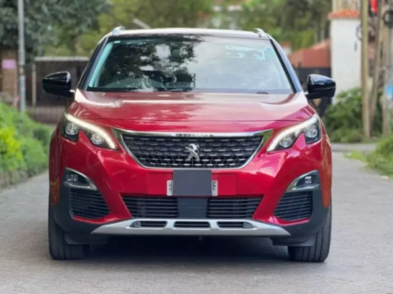 Peugeot 3008   - 2019