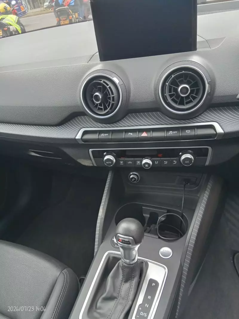 Audi Q2   - 2019