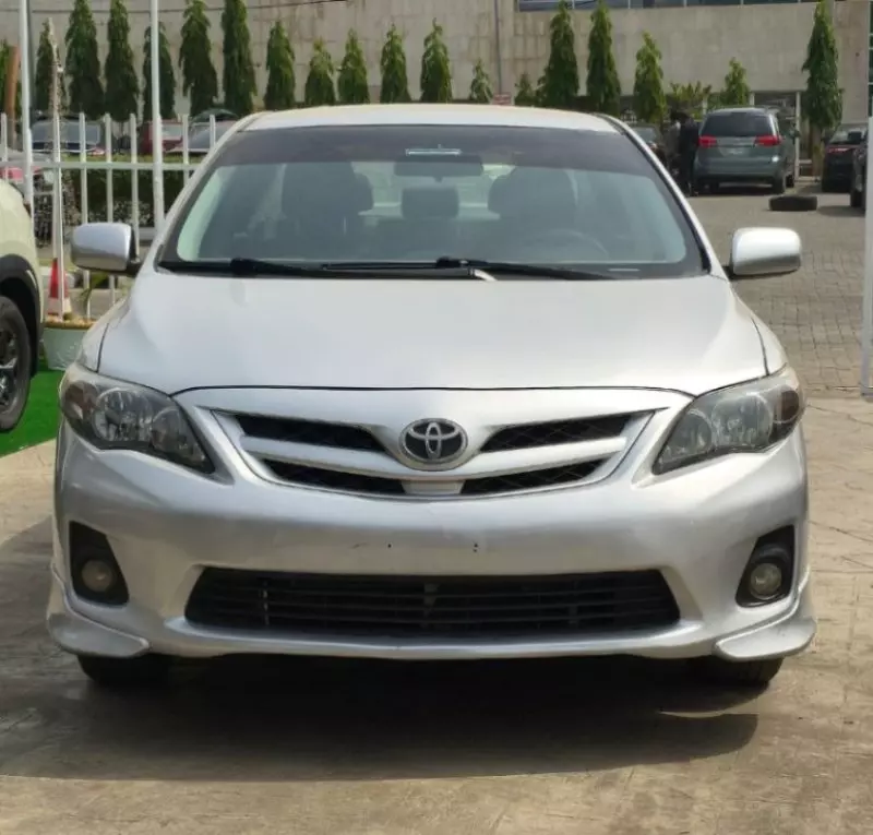 Toyota Corolla - 2013