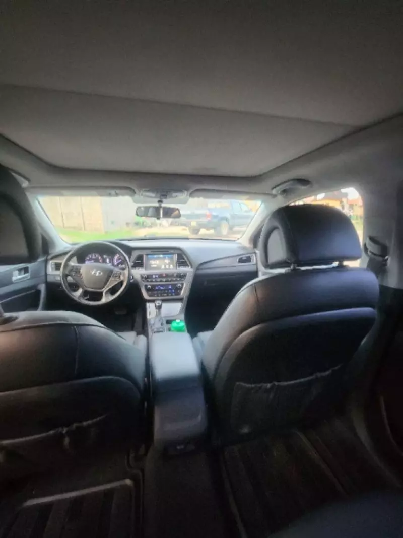 Hyundai Sonata   - 2016