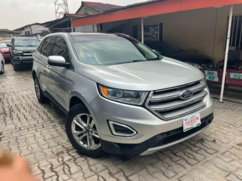 Ford Edge   - 2016