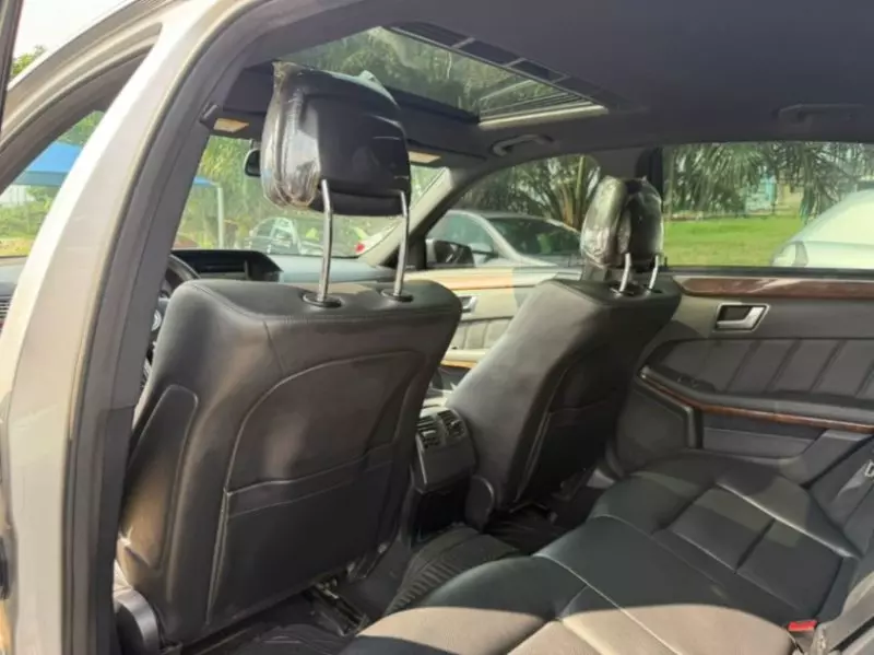 Mercedes-Benz E350   - 2013