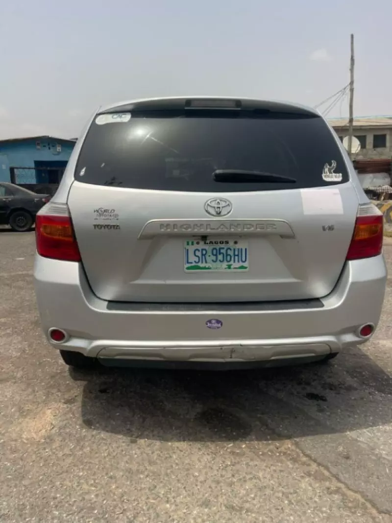 Toyota Highlander   - 2008