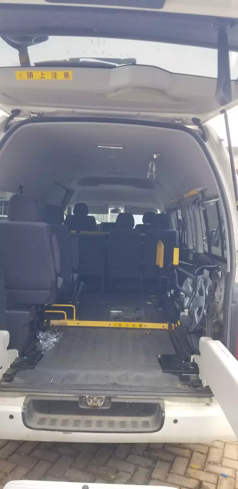 Toyota Hiace (High Roof) - 2010