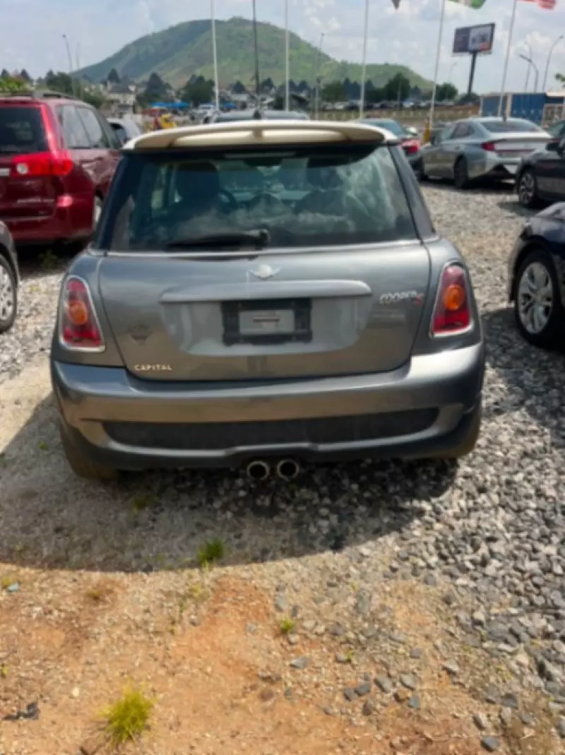 MINI Cooper   - 2009