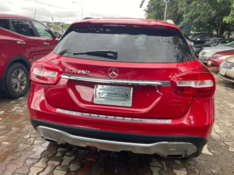 Mercedes-Benz GLA 250   - 2017