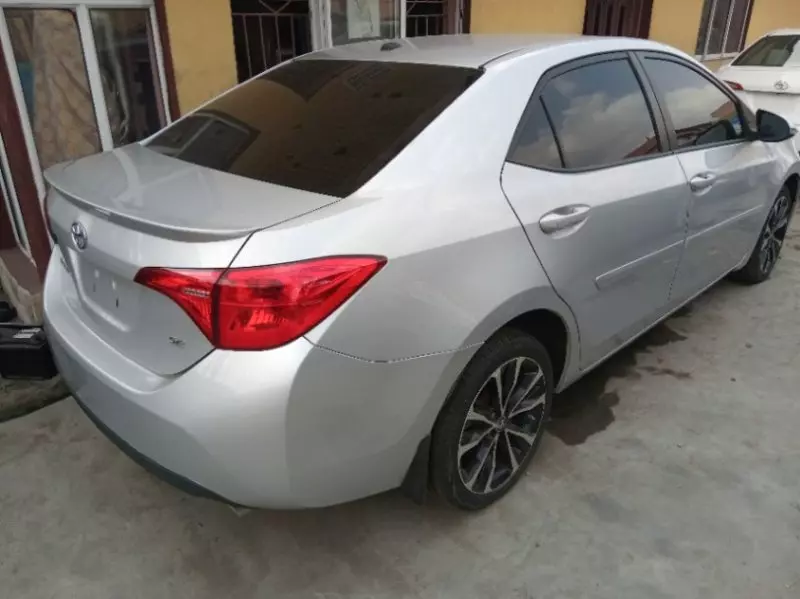 Toyota Corolla   - 2020