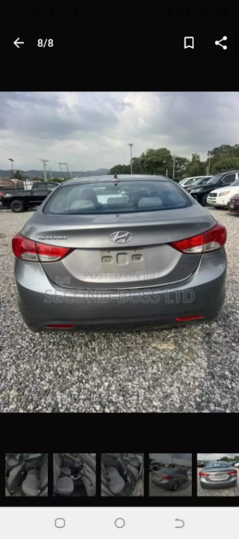 Hyundai Elantra   - 2011