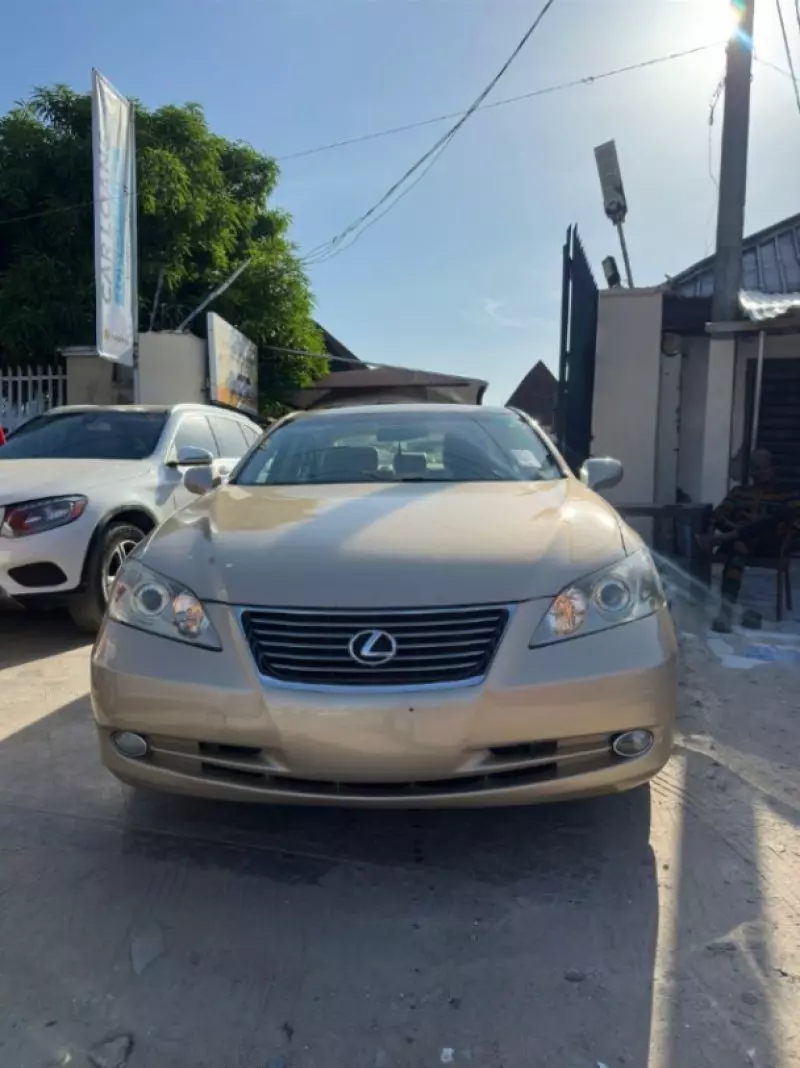 Lexus ES   - 2008