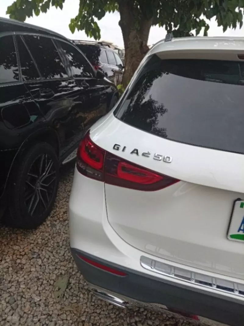 Mercedes-Benz GLA 250   - 2021
