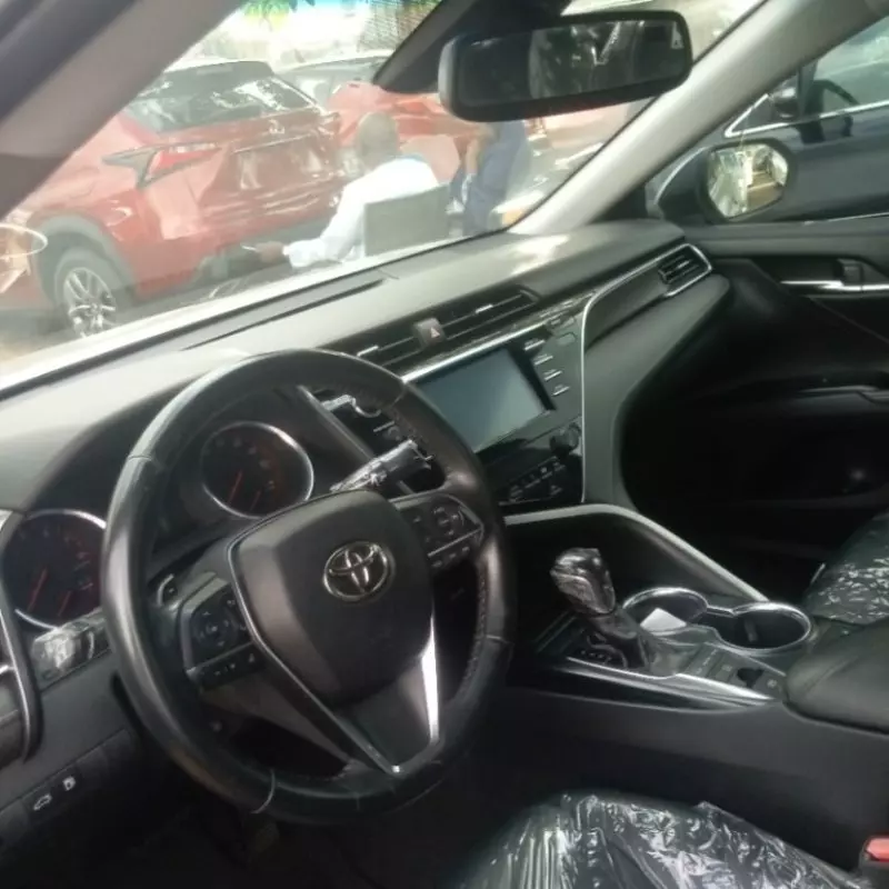 TOYOTA Camry - 2018