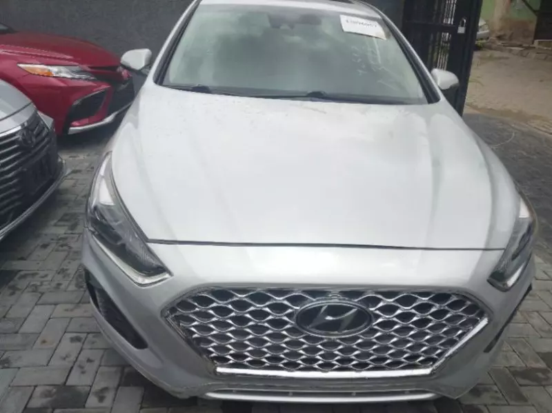 Hyundai Sonata   - 2018