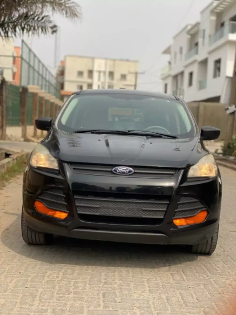 Ford Escape   - 2013
