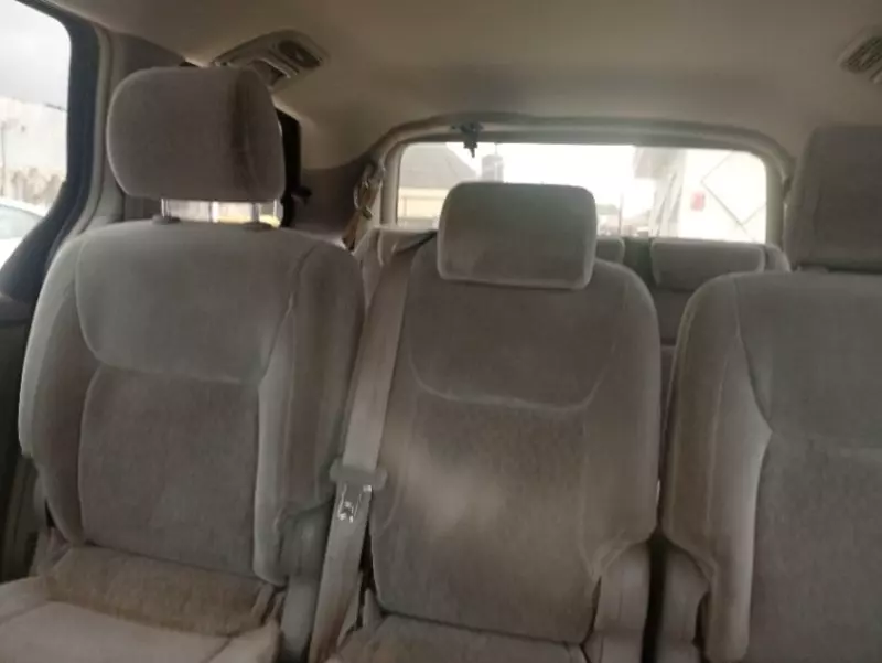 Toyota Sienna   - 2004