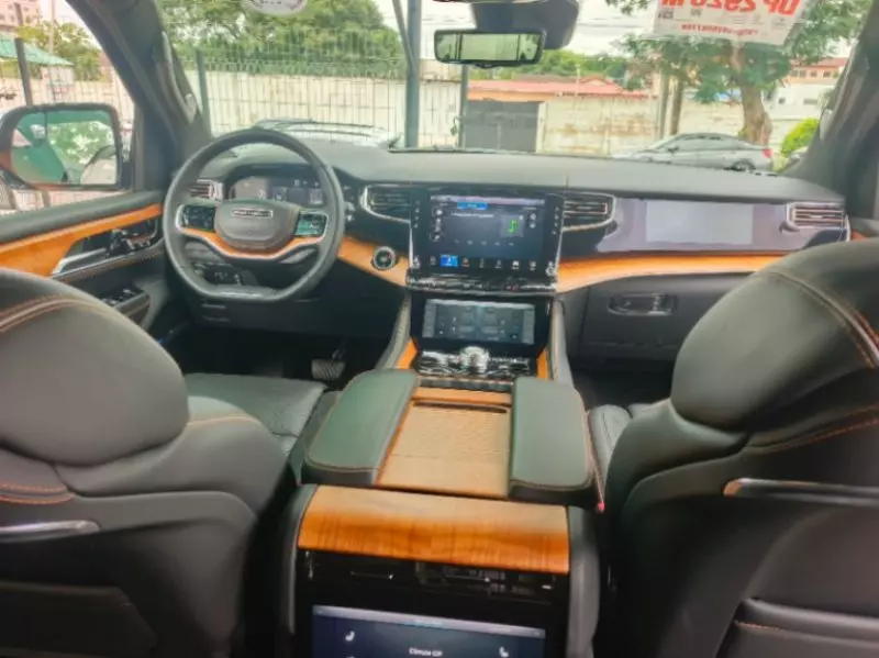 JEEP Grand Wagoneer - 2023