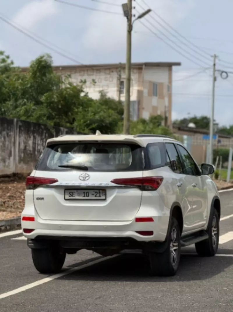 TOYOTA Fortuner   - 2017