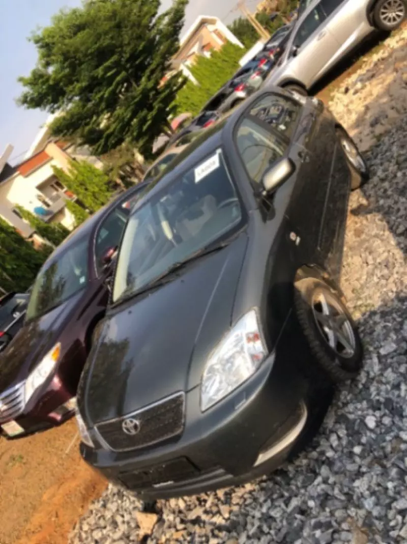 Toyota Corolla   - 2013