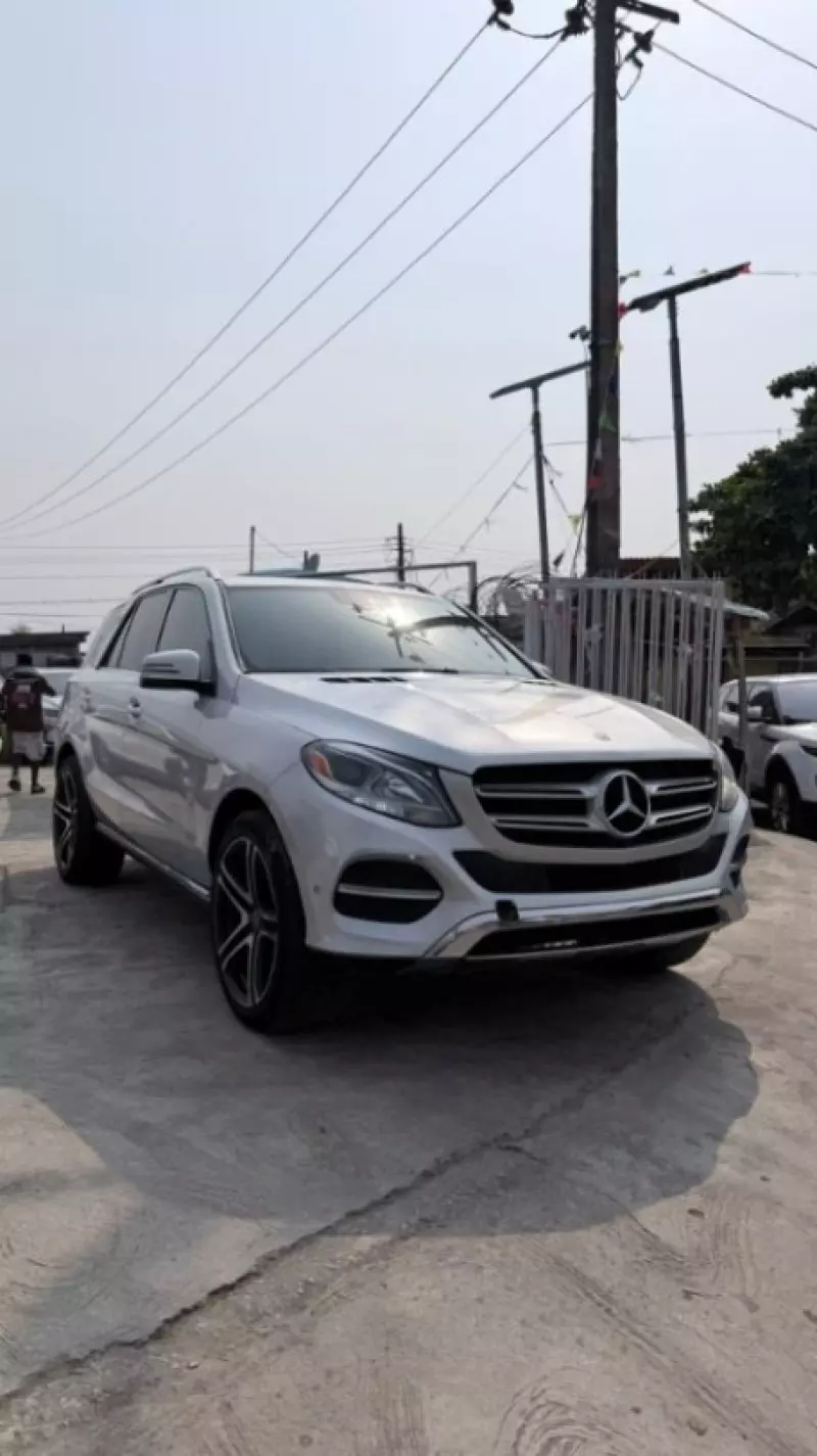 Mercedes-Benz GLE-Class   - 2017