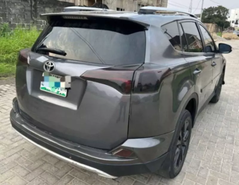 Toyota RAV4   - 2013